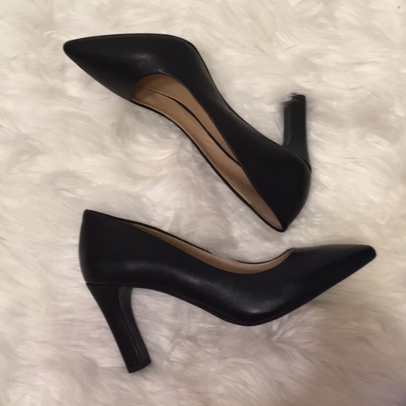 ANTONIO MELANI Shoes - Antonio Melani Heels Size 8 1/2”M